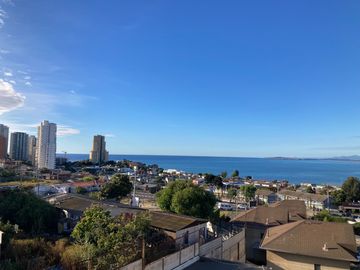 Comodo departamento en venta en Avenida Concon Reñaca
