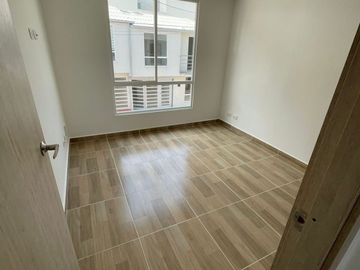 Excelente precio! Hermosa casa en Villamaria para estrenar!