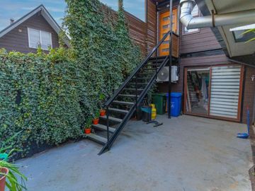 Se vende amplia casa de 150 m² se encuentra en el barrio de Collico
