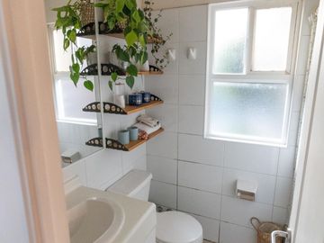 Se vende amplia casa de 150 m² se encuentra en el barrio de Collico