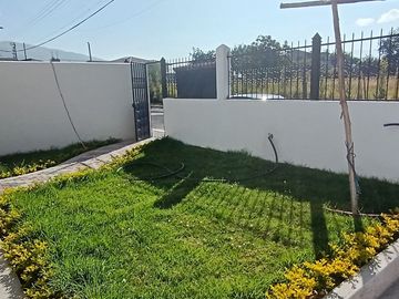 VENTA DE CASA INDEPENDIENTE A ESTRENAR – San Rafael
