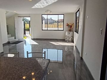 VENTA DE CASA INDEPENDIENTE A ESTRENAR – San Rafael