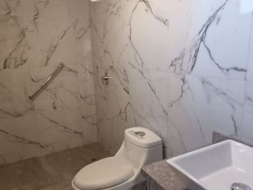 VENTA DE CASA INDEPENDIENTE A ESTRENAR – San Rafael