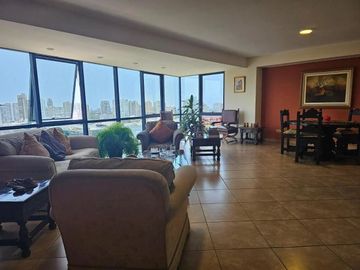 VENTA DE DEPARTAMENTO $255,000 - 185m2  EN SAN ISIDRO