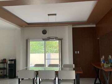 ROYALE TAGAYTAY ESTATE PROPERTY FOR SALE