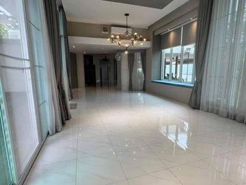 Second-hand detached house for sale, good location, near community, Nong Kho, Sriracha, Chonburi