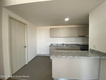 Punta Esmeralda. Departamento de segunda mano, 3 recamaras - VENTA