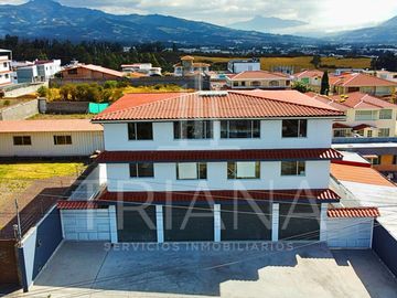 CASA ESTRENAR BARRIO CASHAPAMBA SANGOLQUI