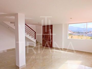 CASA ESTRENAR BARRIO CASHAPAMBA SANGOLQUI