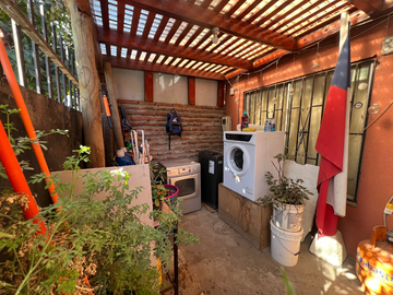 En venta casa esquina de 144m2 ideal para inversión, Talca