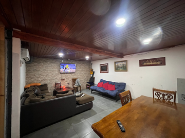 En venta casa esquina de 144m2 ideal para inversión, Talca
