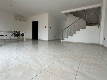 Venta Casa en Porto Fino Vía a la Costa
