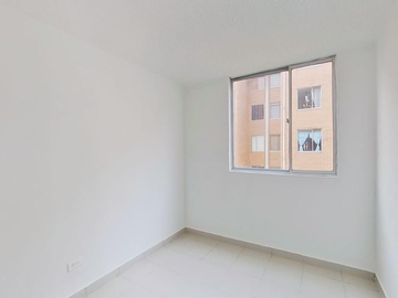 VENTA APARTAMENTO  -MADRID CUNDINAMARCA-BAJO PRECIO-OPORTUNIDAD REMODELADO