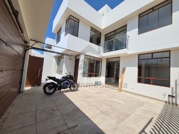 REMATE DE CASA DE ESTRENO EN PIMENTEL EN EL TERCER MALECÓN