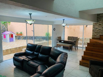 CASA EN CUERNAVACA, GRAN OPORTUNIDAD DE INVERSIÓN