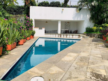 CASA EN CUERNAVACA, GRAN OPORTUNIDAD DE INVERSIÓN