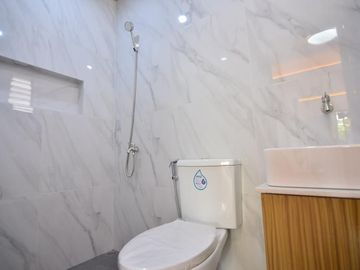 For Sale Brand new Modern Design Two (2) Storey Townhouse and Lot in Gatchalian Village Las Piñas