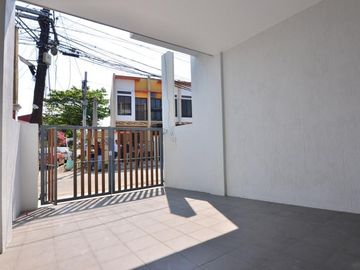 For Sale Brand new Modern Design Two (2) Storey Townhouse and Lot in Gatchalian Village Las Piñas