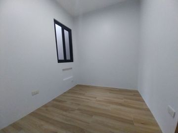 For Sale Brand new Modern Design Two (2) Storey Triplex House and Lot in Gatchalian Village Las Piñas