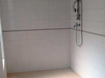 Rumah Dharmahusada Utara Luas SHM Bonus Rumah dkt Manyar Kertajaya Surabaya Timur