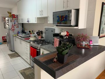 LINDO Y ACOGEDOR DEP EN 2do PISO VISTA EXTERIOR, TAMBO DE MONTERRICO- SURCO, 2 DLOR, 2 BAÑOS, 1 EST