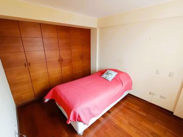 Lindo Departamento en zona muy tranquila y céntrica cerca a Benavides