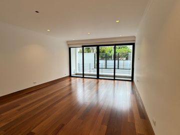 LINDO DEPARTAMENTO DE ESTRENO FRENTE A PARQUE ZONA DASSO SAN ISIDRO