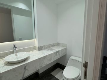 LINDO DEPARTAMENTO DE ESTRENO FRENTE A PARQUE ZONA DASSO SAN ISIDRO