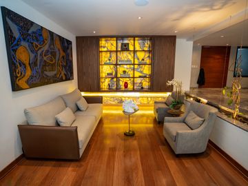 VENDO SUPER CASA DE LUJO EN ZONA MAS EXCLUSIVA DE SAN ISIDRO