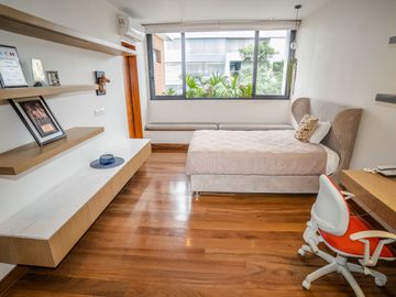 VENDO SUPER CASA DE LUJO EN ZONA MAS EXCLUSIVA DE SAN ISIDRO