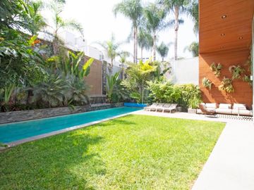 VENDO SUPER CASA DE LUJO EN ZONA MAS EXCLUSIVA DE SAN ISIDRO