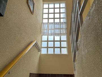 Amplia casa en venta en Villa Carmel