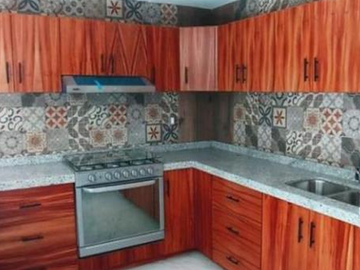 PRECIOSA CASA CON EXELENTYE UBICACION EN ZACATECAZ