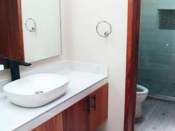PRECIOSA CASA CON EXELENTYE UBICACION EN ZACATECAZ