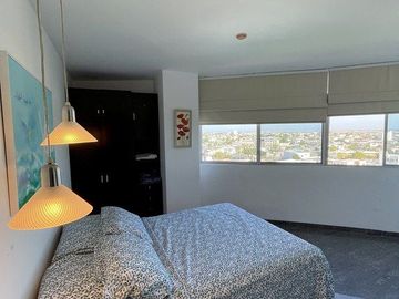 Salinas, espectacular penthouse de 4 dormitorios y vista al mar