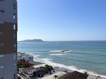 Salinas, espectacular penthouse de 4 dormitorios y vista al mar