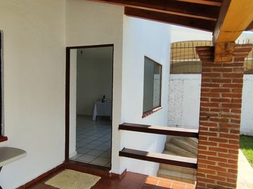 Se vende casa sola de 4 recámaras al norte de Cuernavaca, Morelos. Muy cerca de la UNILA y la autopista