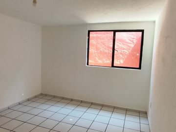Se vende casa sola de 4 recámaras al norte de Cuernavaca, Morelos. Muy cerca de la UNILA y la autopista