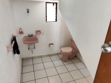 Se vende casa sola de 4 recámaras al norte de Cuernavaca, Morelos. Muy cerca de la UNILA y la autopista