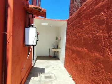 Se vende casa sola de 4 recámaras al norte de Cuernavaca, Morelos. Muy cerca de la UNILA y la autopista