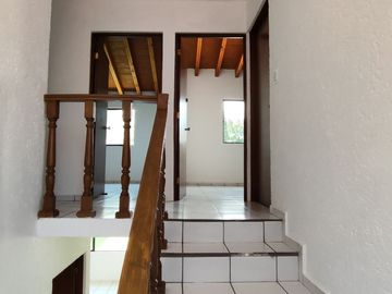Se vende casa sola de 4 recámaras al norte de Cuernavaca, Morelos. Muy cerca de la UNILA y la autopista
