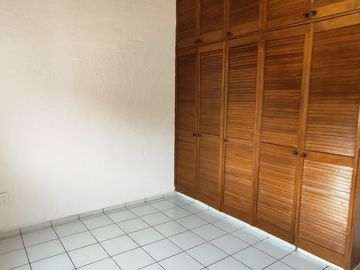 Se vende casa sola de 4 recámaras al norte de Cuernavaca, Morelos. Muy cerca de la UNILA y la autopista