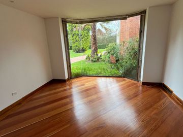 Espectacular casa para venta en Guaymaral
