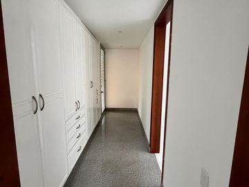 Espectacular casa para venta en Guaymaral