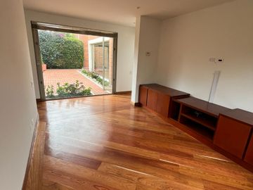 Espectacular casa para venta en Guaymaral