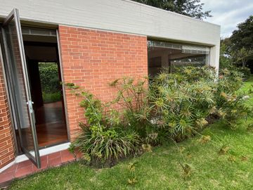 Espectacular casa para venta en Guaymaral