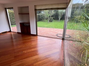Espectacular casa para venta en Guaymaral