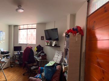 Vivienda de 3 pisos en Cercado de Lima