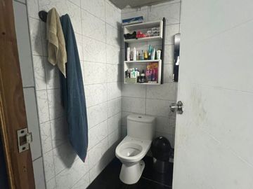Vivienda de 3 pisos en Cercado de Lima