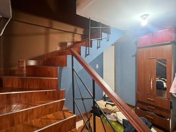 Vivienda de 3 pisos en Cercado de Lima
